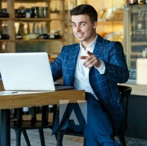 Meet your Posher, Phillip